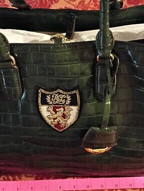 Authentic Leather Dark Green Croc-Embossed Tote Bag with Crest Accent NWT